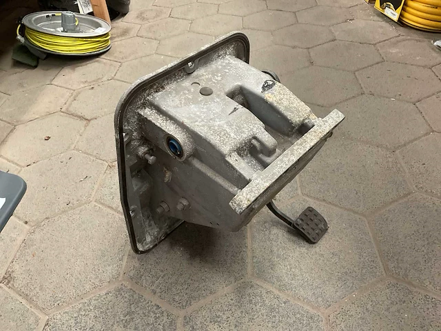 Iveco pedal unit - afbeelding 2 van  6