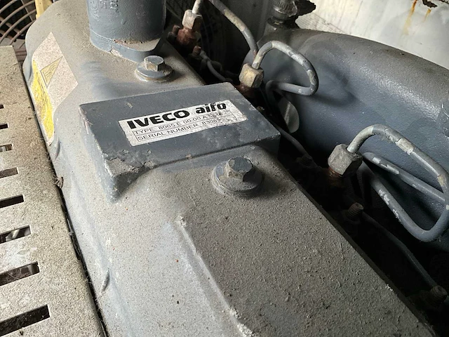 Iveco stamford noodstroomaggregaat - afbeelding 10 van  11