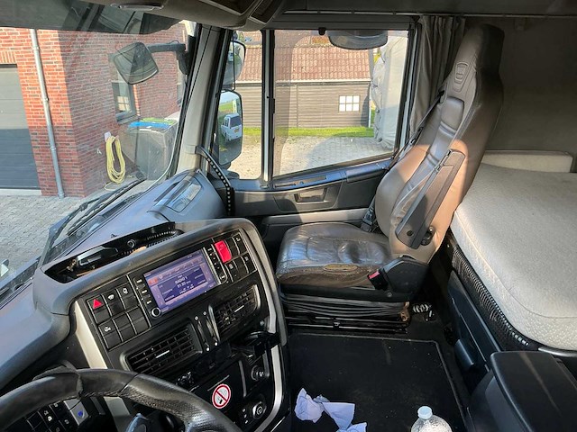 Iveco stralis 480 e6 opleggertrekker + aluminium geïsoleerde kieptrailer - afbeelding 38 van  72