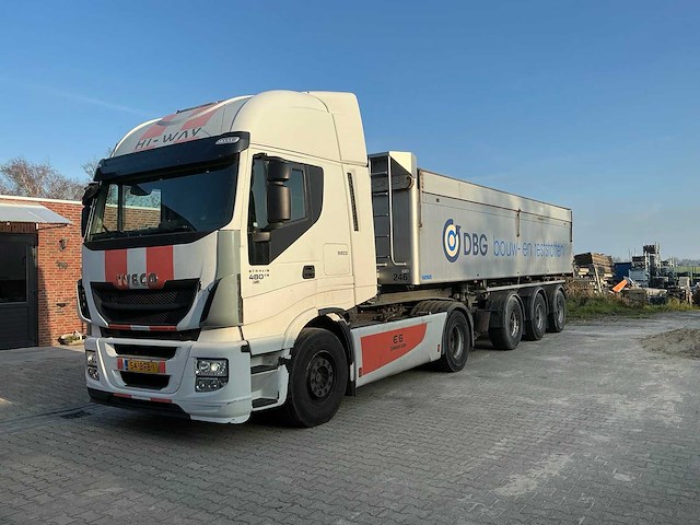 Iveco stralis 480 e6 opleggertrekker + geïsoleerde aluminium kieptrailer - afbeelding 1 van  71