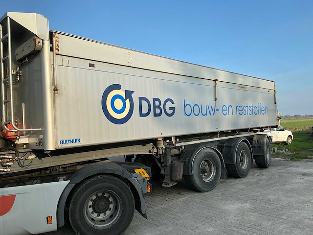 Iveco stralis 480 e6 opleggertrekker + geïsoleerde aluminium kieptrailer - afbeelding 17 van  71