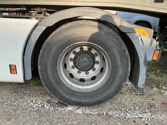 Iveco stralis 480 e6 opleggertrekker + geïsoleerde aluminium kieptrailer - afbeelding 28 van  71