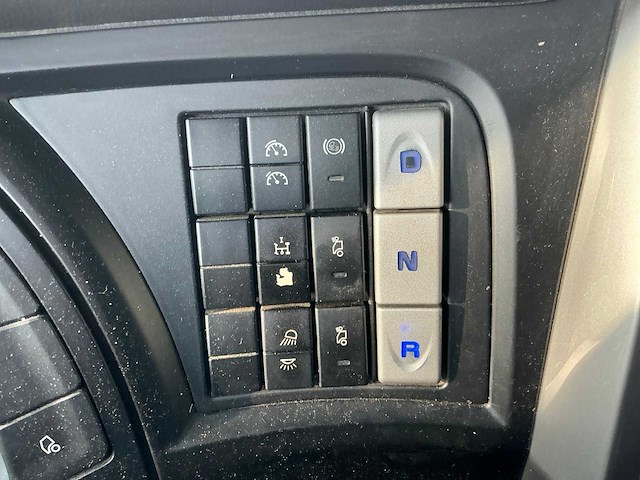 Iveco stralis 480 e6 opleggertrekker + geïsoleerde aluminium kieptrailer - afbeelding 42 van  71