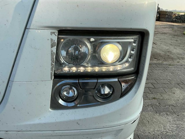 Iveco stralis 480 e6 opleggertrekker + geïsoleerde aluminium kieptrailer - afbeelding 65 van  71