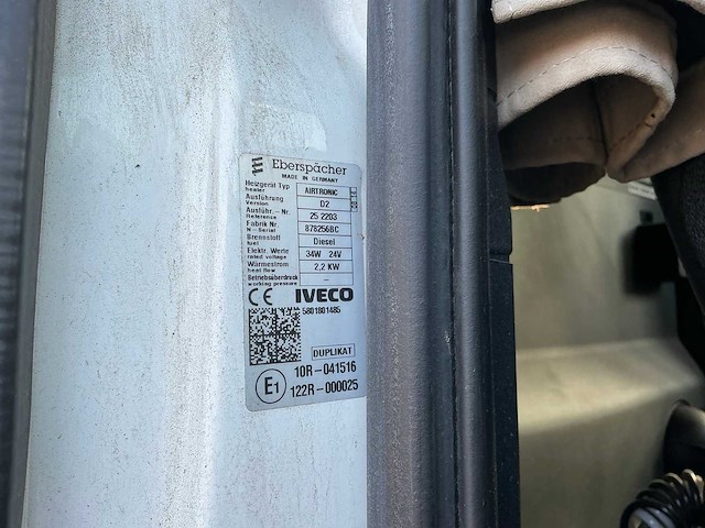 Iveco stralis 480 e6 opleggertrekker + geïsoleerde aluminium kieptrailer - afbeelding 69 van  71