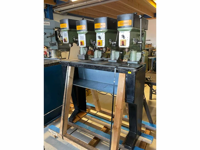 Ixion 15 meervoudige boormachine - afbeelding 2 van  8