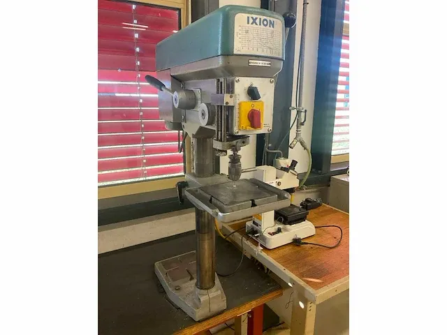 Ixion bt 13 st tafelboormachine - afbeelding 8 van  13