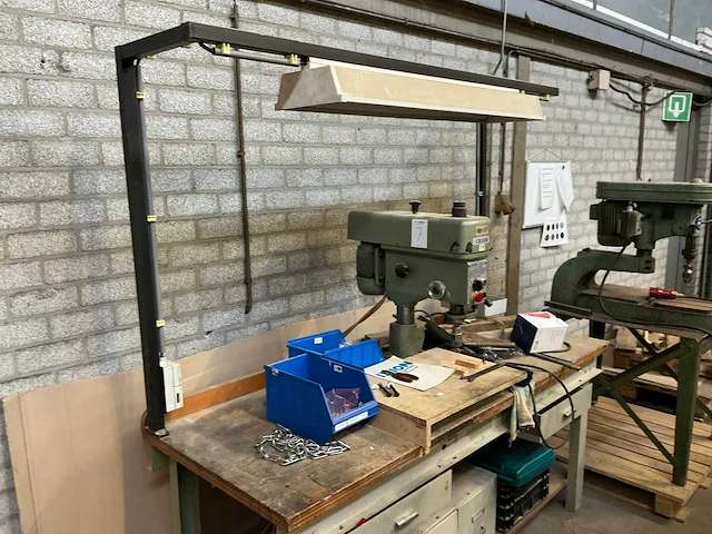 Ixion bt15gl kolomboormachine - afbeelding 1 van  7