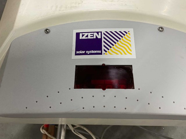 Izen - gebruikte zonneboiler 140 liter - afbeelding 2 van  6