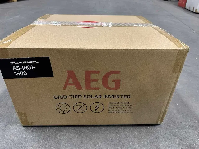 Izen - mp1720330 - set van 6 gebruikte full black zonnepanelen (330 wp) en 1 nieuwe aeg as-ir01-1500 omvormer (1-fase) - afbeelding 10 van  12