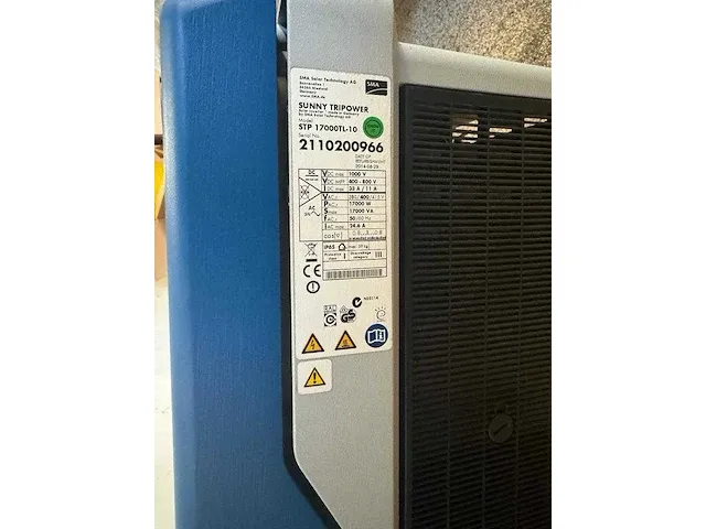 Izen - mp1720330 - set van 60 gebruikte full black zonnepanelen en 1 gebruikte sma sunny tripower stp17000tl-10 omvormer (3-fase) - afbeelding 8 van  8