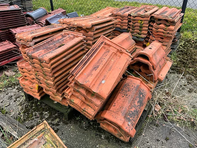 J. kurstjens vlakke muldenpan dakpannen (115x) - afbeelding 1 van  13