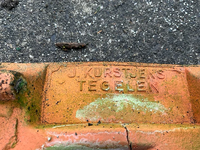 J. kurstjens vlakke muldenpan dakpannen (115x) - afbeelding 11 van  13