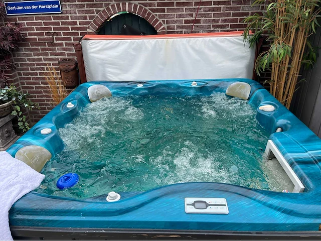 J-spa jacuzzi - 5 persoons - afbeelding 5 van  9