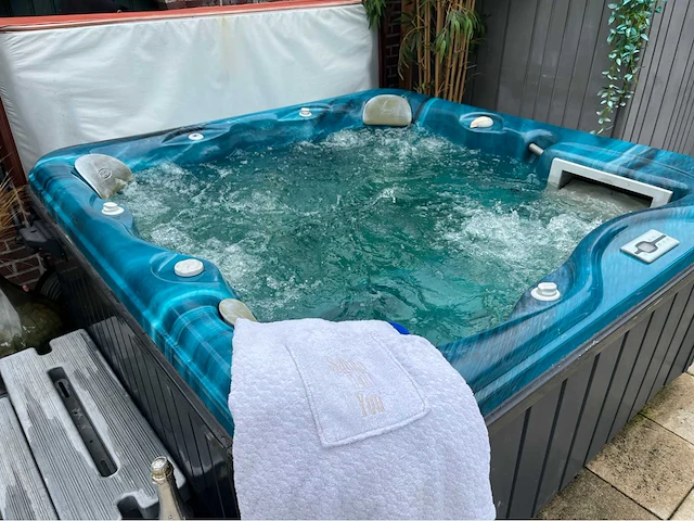 J-spa jacuzzi - 5 persoons - afbeelding 6 van  9