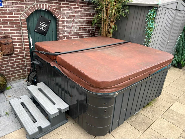 J-spa jacuzzi - 5 persoons - afbeelding 8 van  9