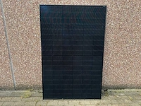 Ja solar - set van 10 full black zonnepanelen (395 wp) en 1 solax x1-3.3-t-d(l) omvormer (1-fase) - afbeelding 3 van  7