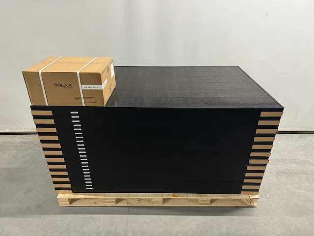 Ja solar - set van 24 full black zonnepanelen (370 wp) en 1 solax x3-mic-8k-g2 omvormer (3-fase) - afbeelding 1 van  11