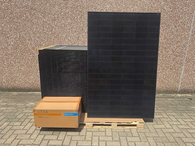 Ja solar - set van 28 zonnepanelen 410 wp met 10 kw omvormer - afbeelding 1 van  8