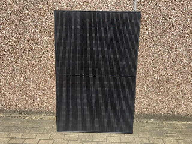 Ja solar - set van 28 zonnepanelen 410 wp met 10 kw omvormer - afbeelding 2 van  8