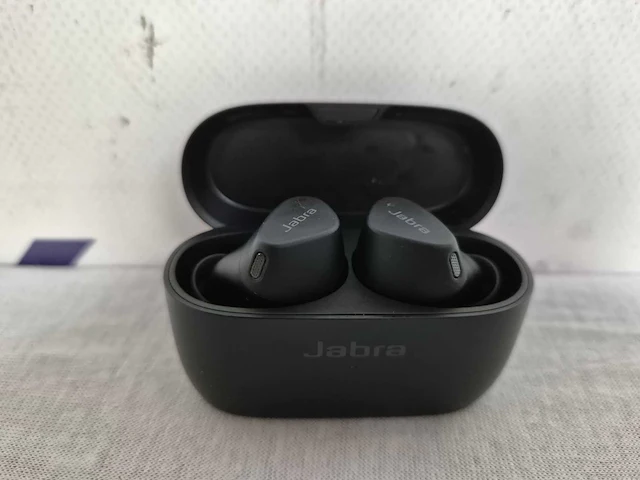Jabra elite 4 active (zwart) - afbeelding 3 van  3