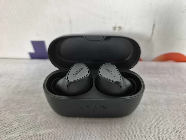 Jabra elite 4 (donker grijs) - afbeelding 3 van  3