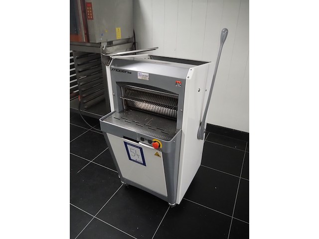 Jac - afbeelding 1 van  9