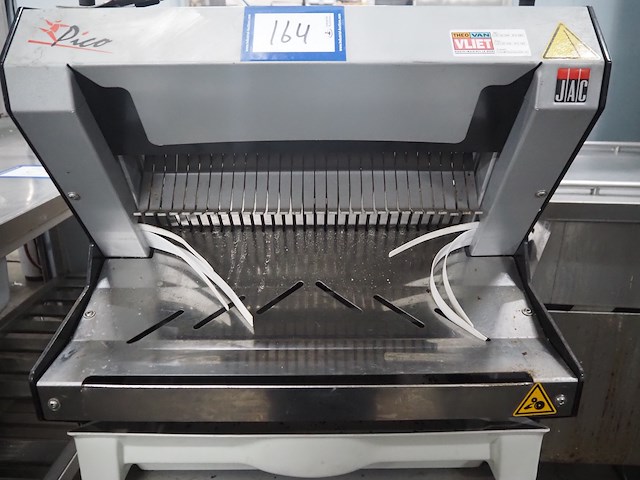 Jac - afbeelding 6 van  8