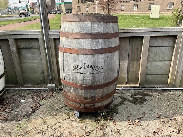 Jack daniel's - whiskeyvat - afbeelding 1 van  4
