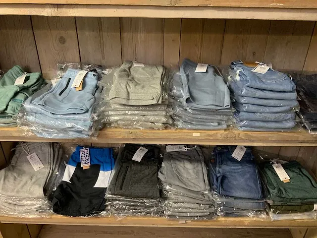 Jack&jones - jeans, broeken en shorts (120x) - afbeelding 1 van  6