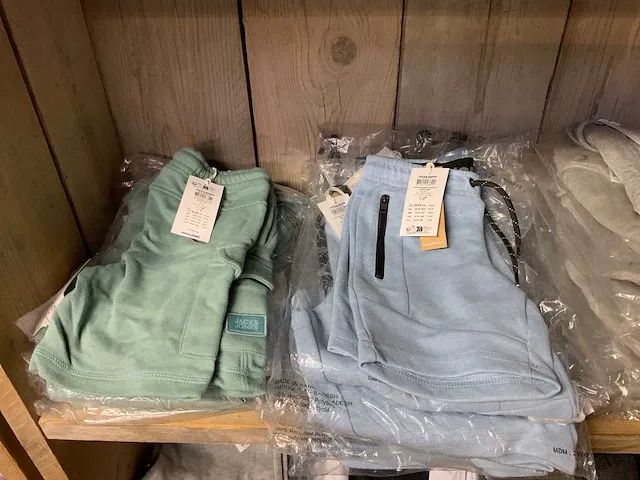 Jack&jones - jeans, broeken en shorts (120x) - afbeelding 2 van  6