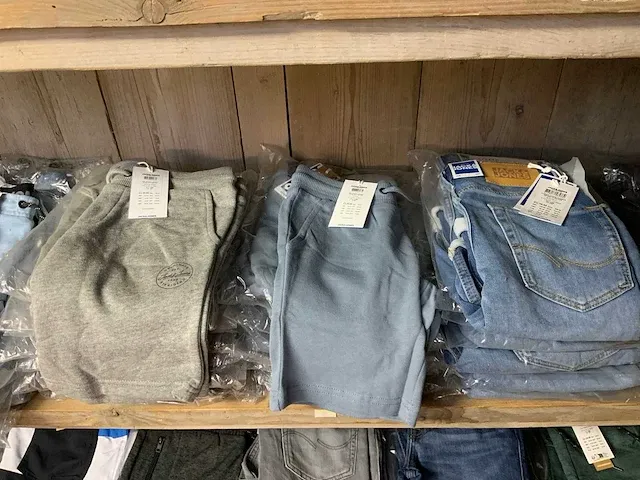 Jack&jones - jeans, broeken en shorts (120x) - afbeelding 3 van  6