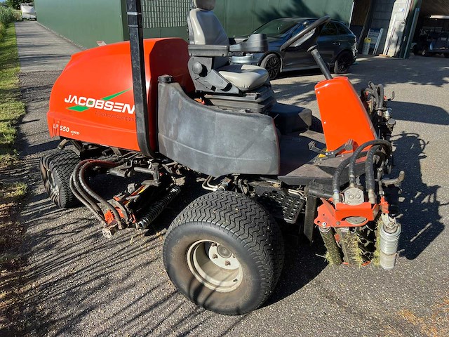 Jacobsen - lf 550 4wd - zitmaaier - afbeelding 10 van  17