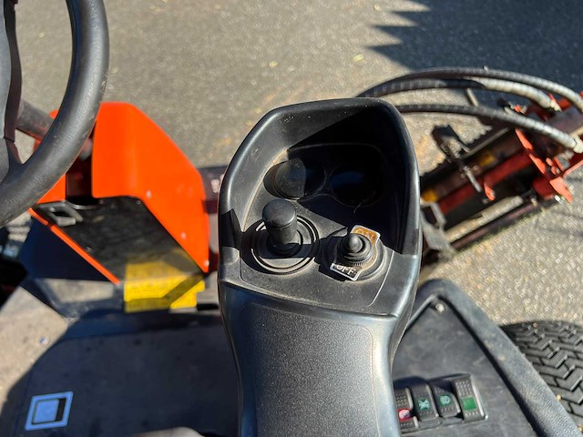 Jacobsen - lf 550 4wd - zitmaaier - afbeelding 13 van  17
