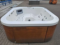 Jacuzzi 5 persoons jacuzzi en buitenspa - afbeelding 7 van  20