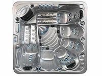 Jacuzzi en buitenspa - aquila spa - delvora - 5 persoons met 2 ligplaatsen - afbeelding 2 van  13
