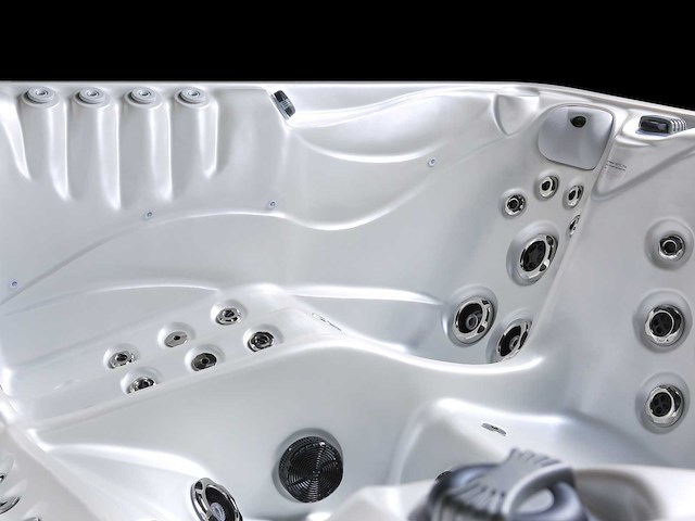 Jacuzzi en buitenspa - aquila spa - filena - 6 persoons met 2 ligplaatsen - afbeelding 6 van  17