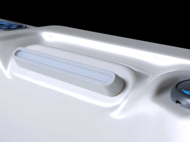 Jacuzzi en buitenspa - aquila spa - filena - 6 persoons met 2 ligplaatsen - afbeelding 11 van  17