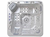 Jacuzzi en buitenspa - vonato - alerra - vrijstaand 5 persoons bad