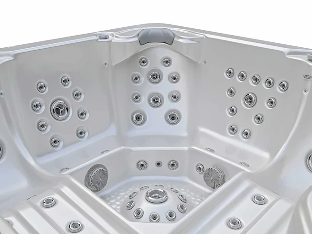 Jacuzzi en buitenspa - vonato - alerra - vrijstaand 5 persoons bad - afbeelding 11 van  13