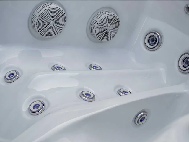 Jacuzzi en buitenspa - vonato - borealis - vrijstaand 2 persoons bad - afbeelding 7 van  11