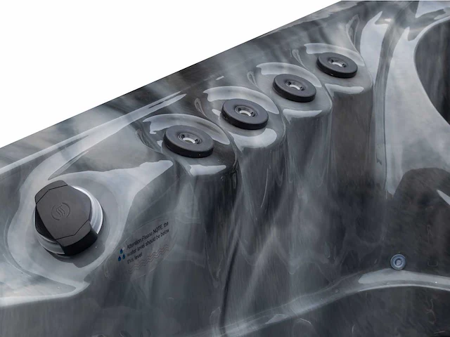 Jacuzzi en buitenspa - vonato - calvesta - vrijstaand 5 persoons - afbeelding 36 van  47