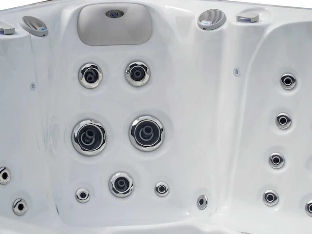 Jacuzzi en buitenspa - vonato - calvesta - vrijstaand 5 persoons - afbeelding 41 van  47