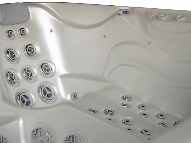 Jacuzzi en buitenspa - vonato - elvora - vrijstaand 5 persoons bad - afbeelding 5 van  14