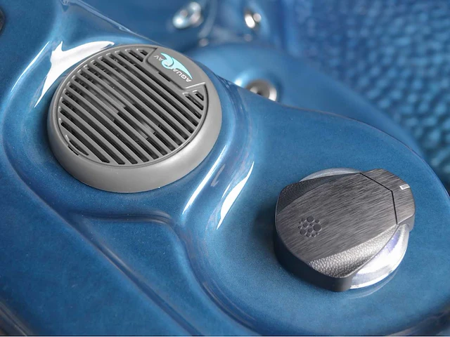 Jacuzzi en buitenspa - vonato - euphoria - vrijstaand 5 persoons bad - afbeelding 13 van  14