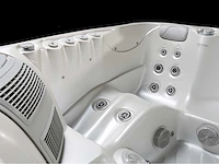 Jacuzzi en buitenspa - vonato - harmonia - vrijstaand 5 persoons bad - afbeelding 6 van  16