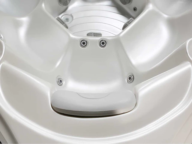Jacuzzi en buitenspa - vonato - harmonia - vrijstaand 5 persoons bad - afbeelding 8 van  16
