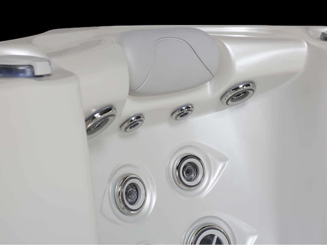 Jacuzzi en buitenspa - vonato - harmonia - vrijstaand 5 persoons bad - afbeelding 12 van  16