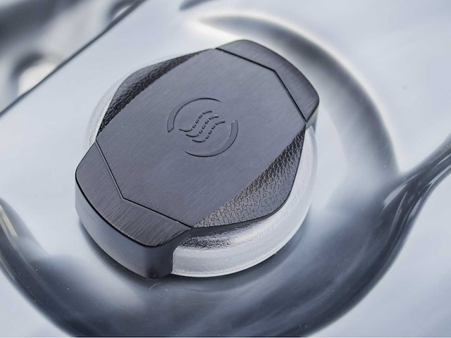 Jacuzzi en buitenspa - vonato - mavona - vrijstaand 5 persoons bad - afbeelding 8 van  13