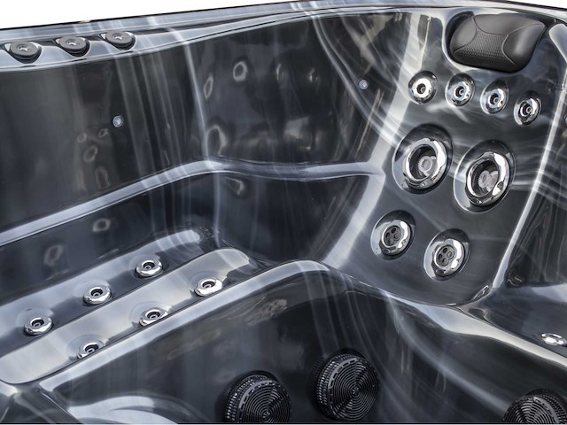 Jacuzzi en buitenspa - vonato - mavona - vrijstaand 5 persoons bad - afbeelding 13 van  13